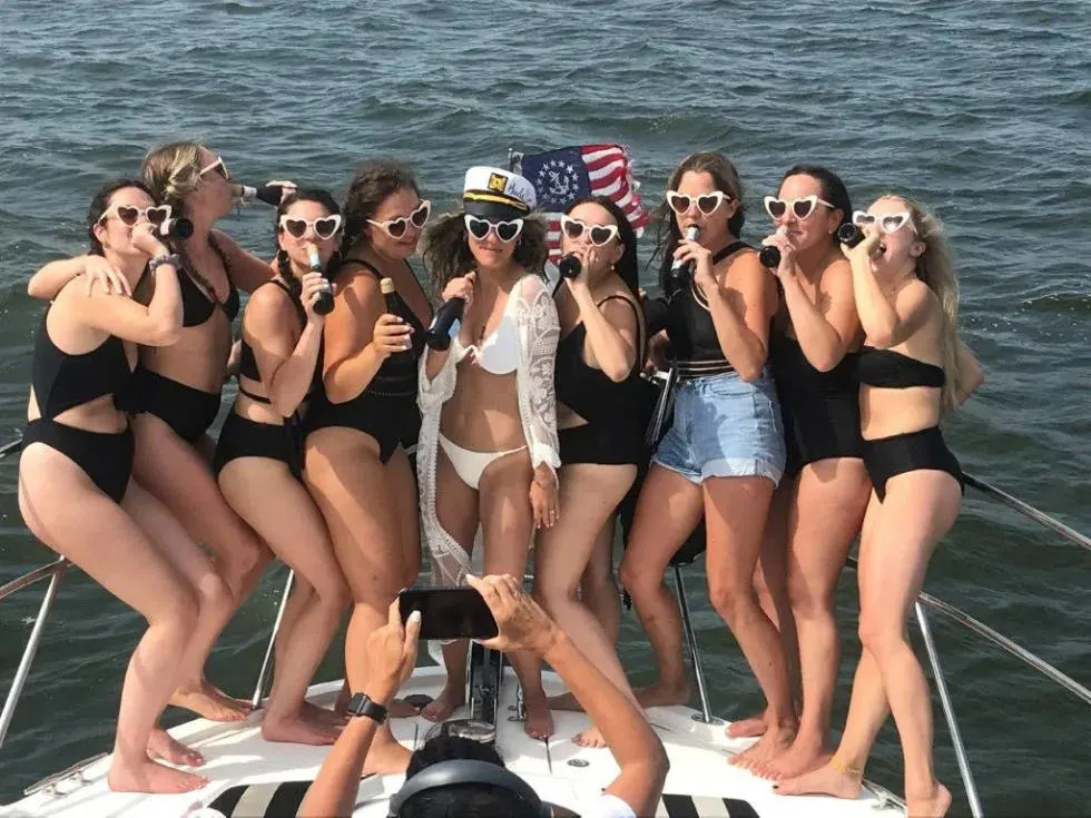 Long Island Private Yacht Charters