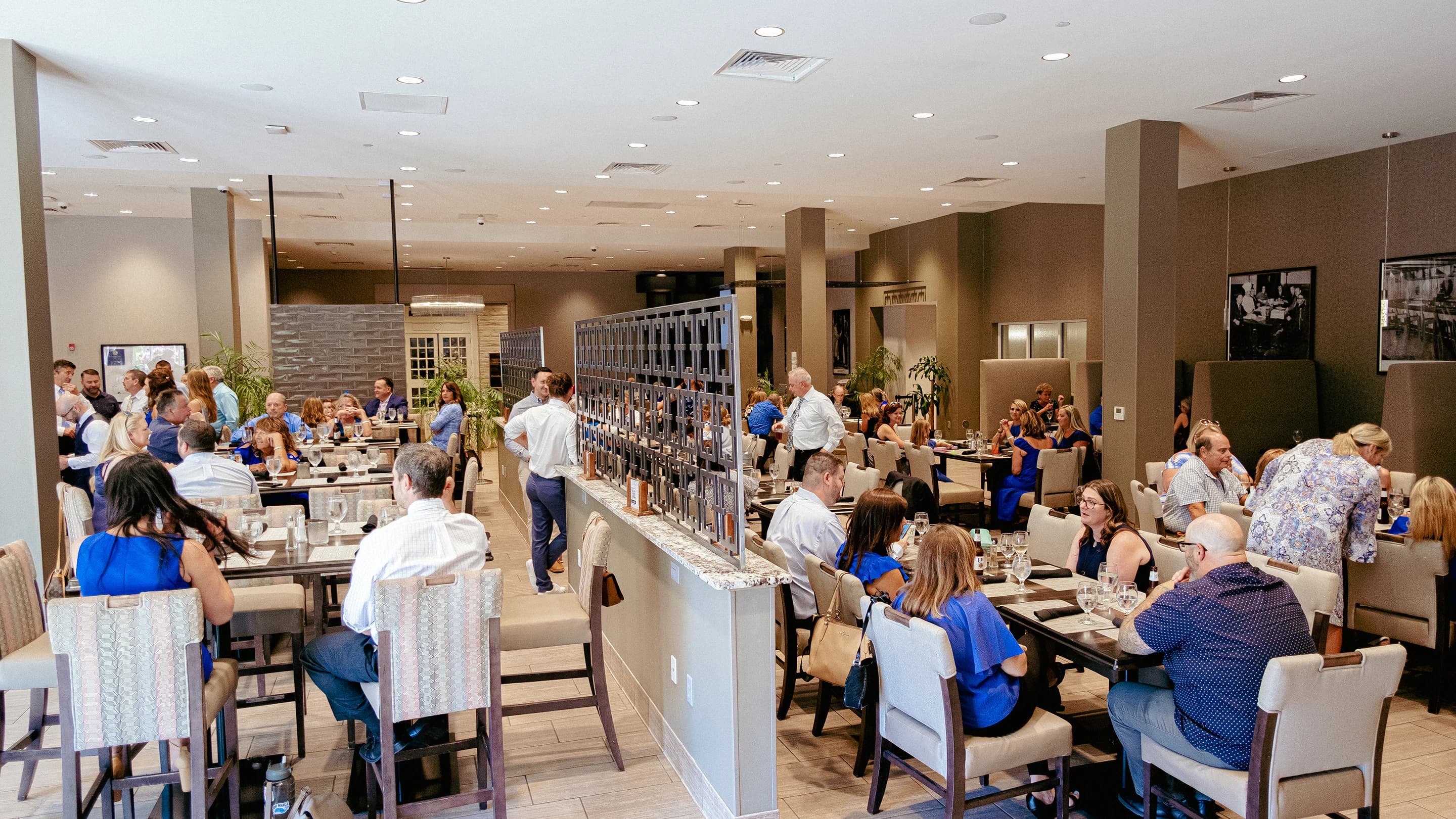 Streetlight Kitchen and Bar