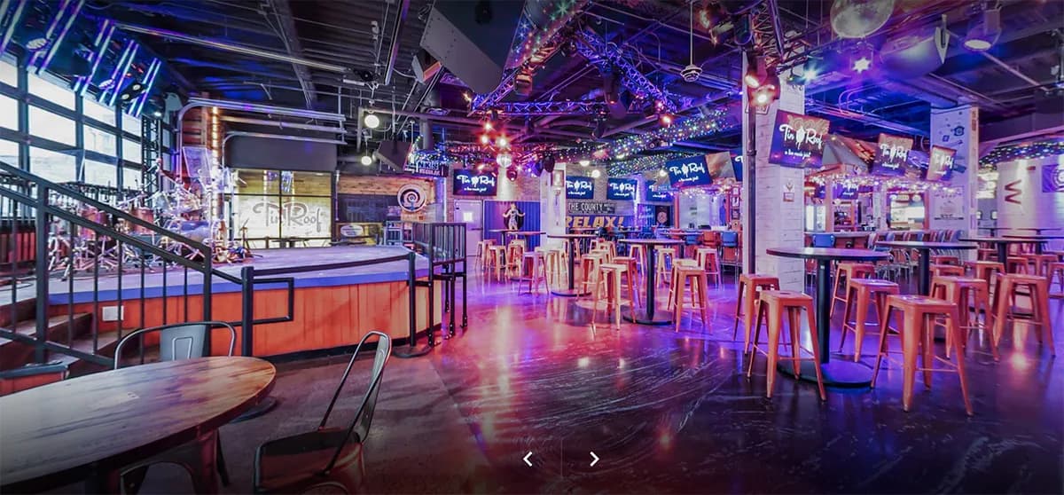 Tin Roof: Chicago