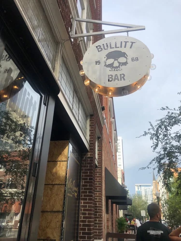 Bullitt Bar