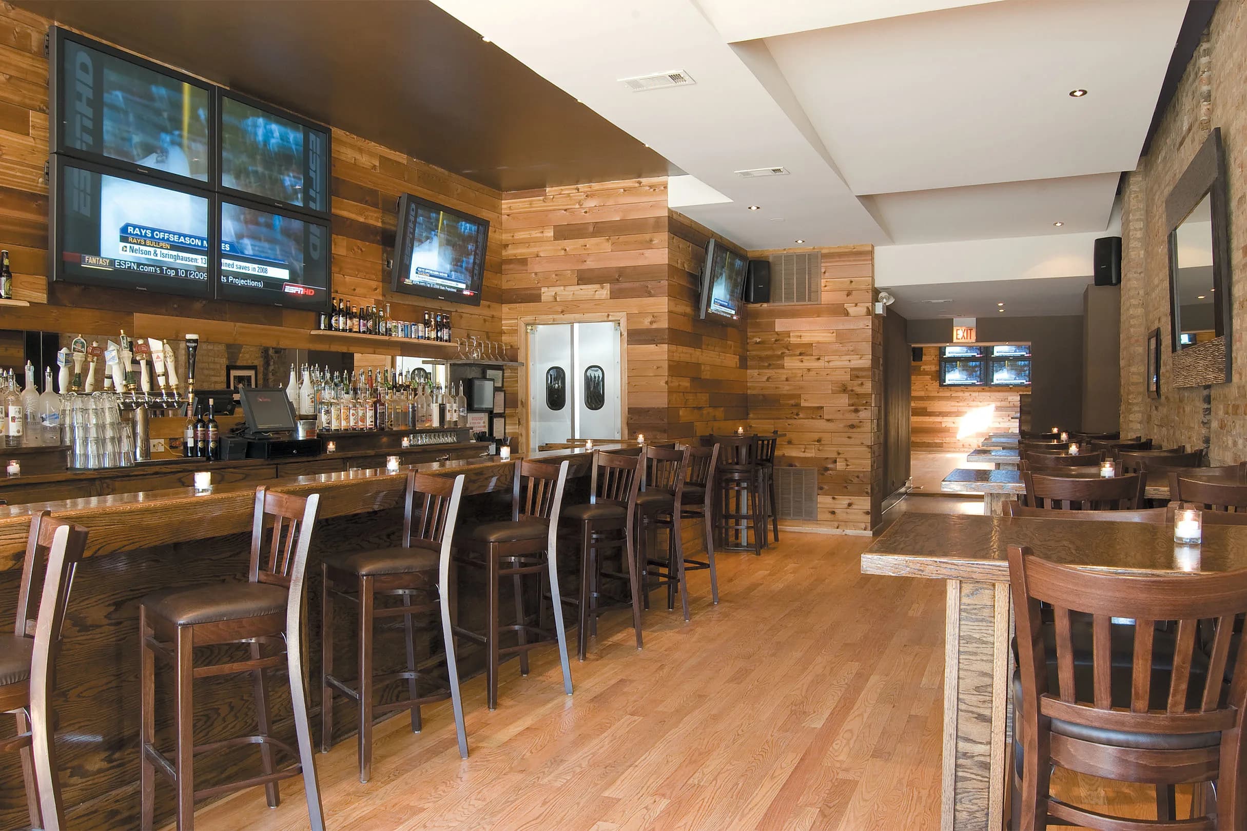 Stretch Bar & Grill