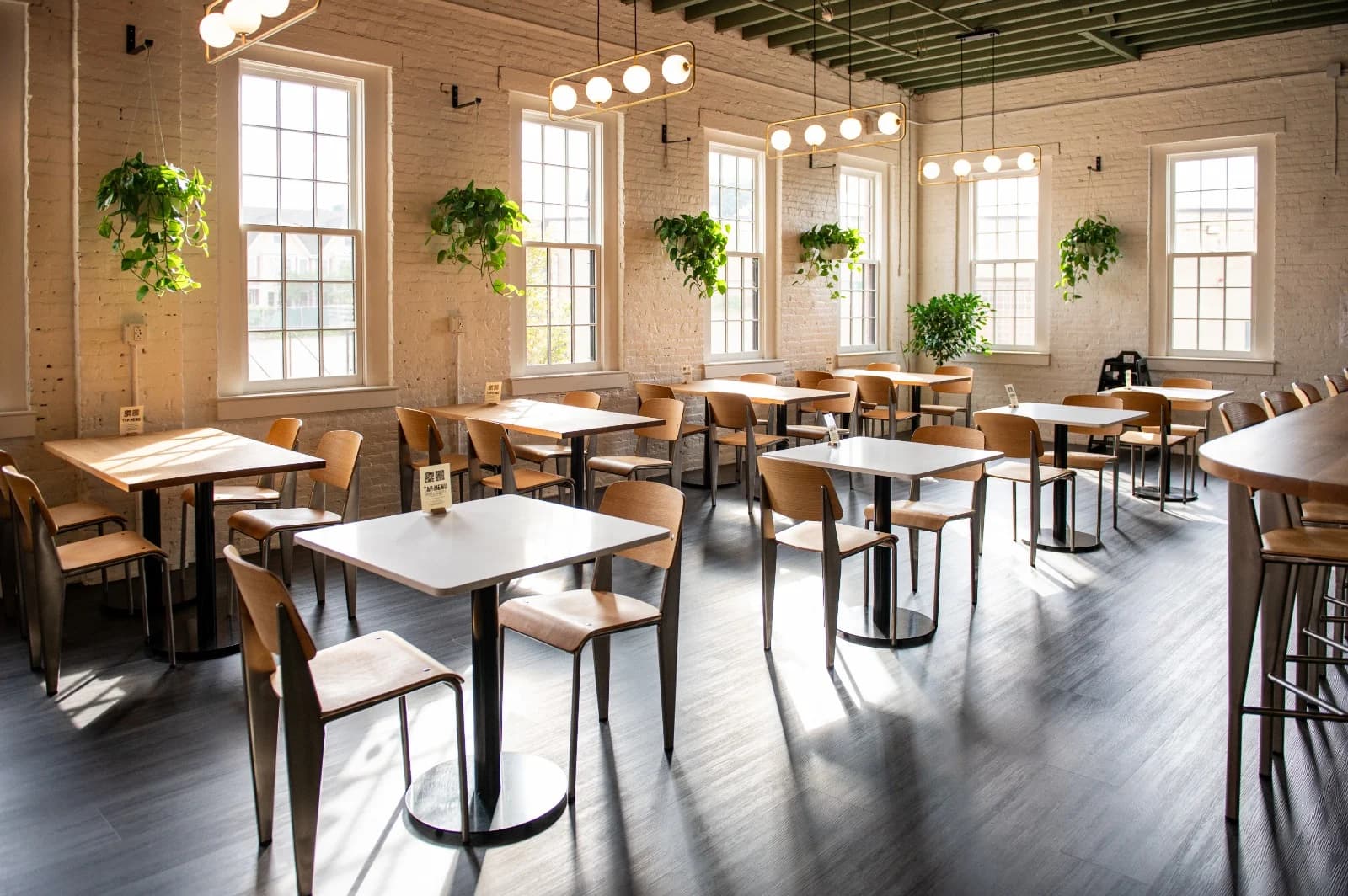 Long Live Beerworks: Roxbury