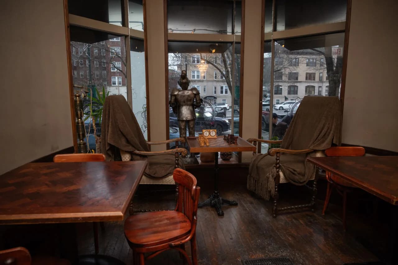 Knight Moves Cafe