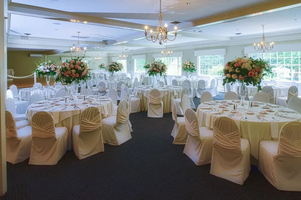 Meadow Brook Inn