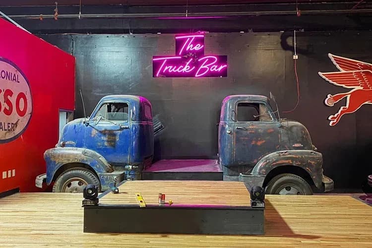 The Truck Bar – Berlin, CT