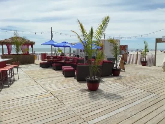 COCORICO Beach Bar