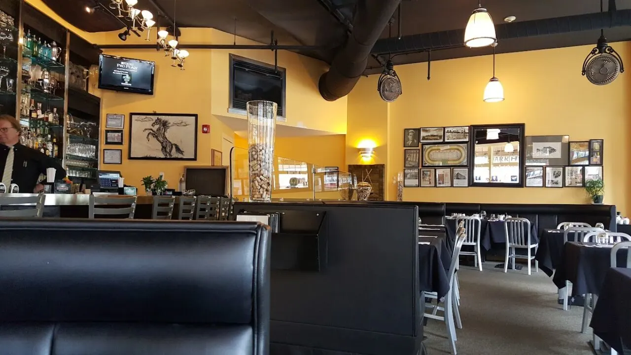 Dark Horse Restaurant