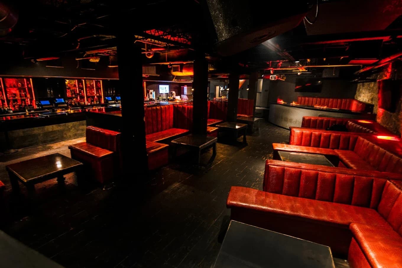 Embr Lounge