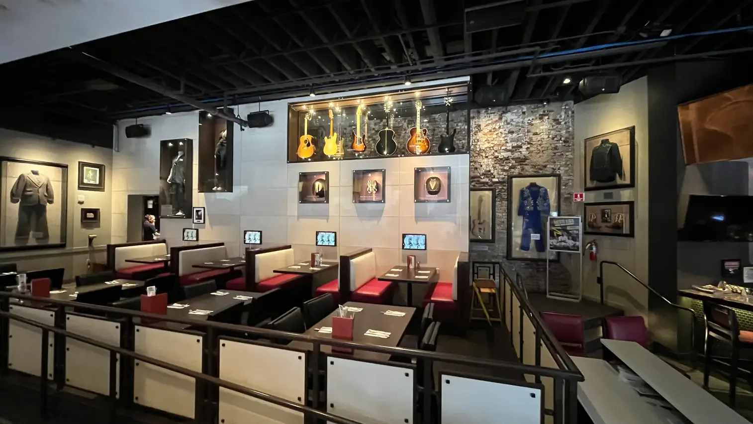 Hard Rock Cafe: Nashville