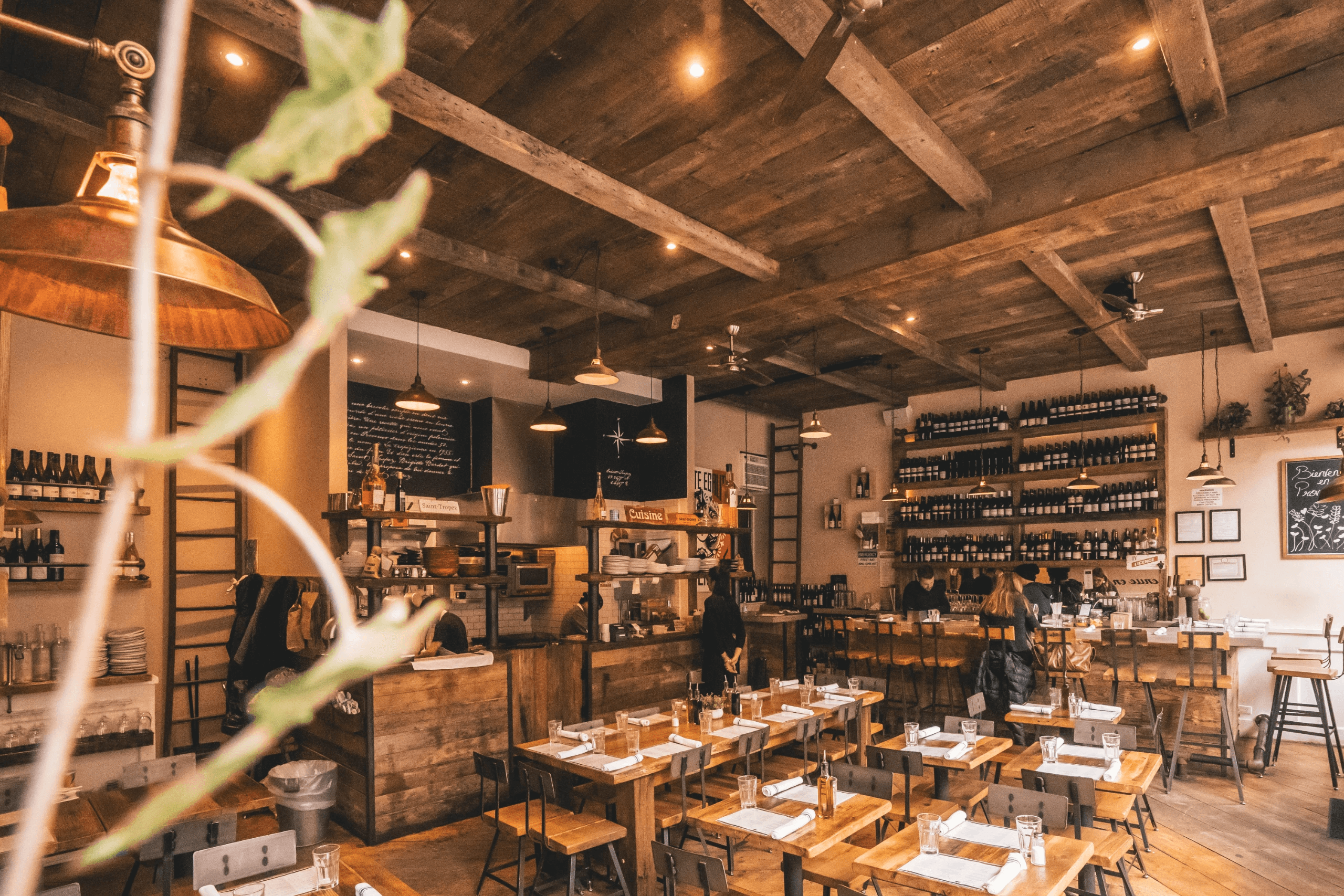 St Tropez Wine Bar