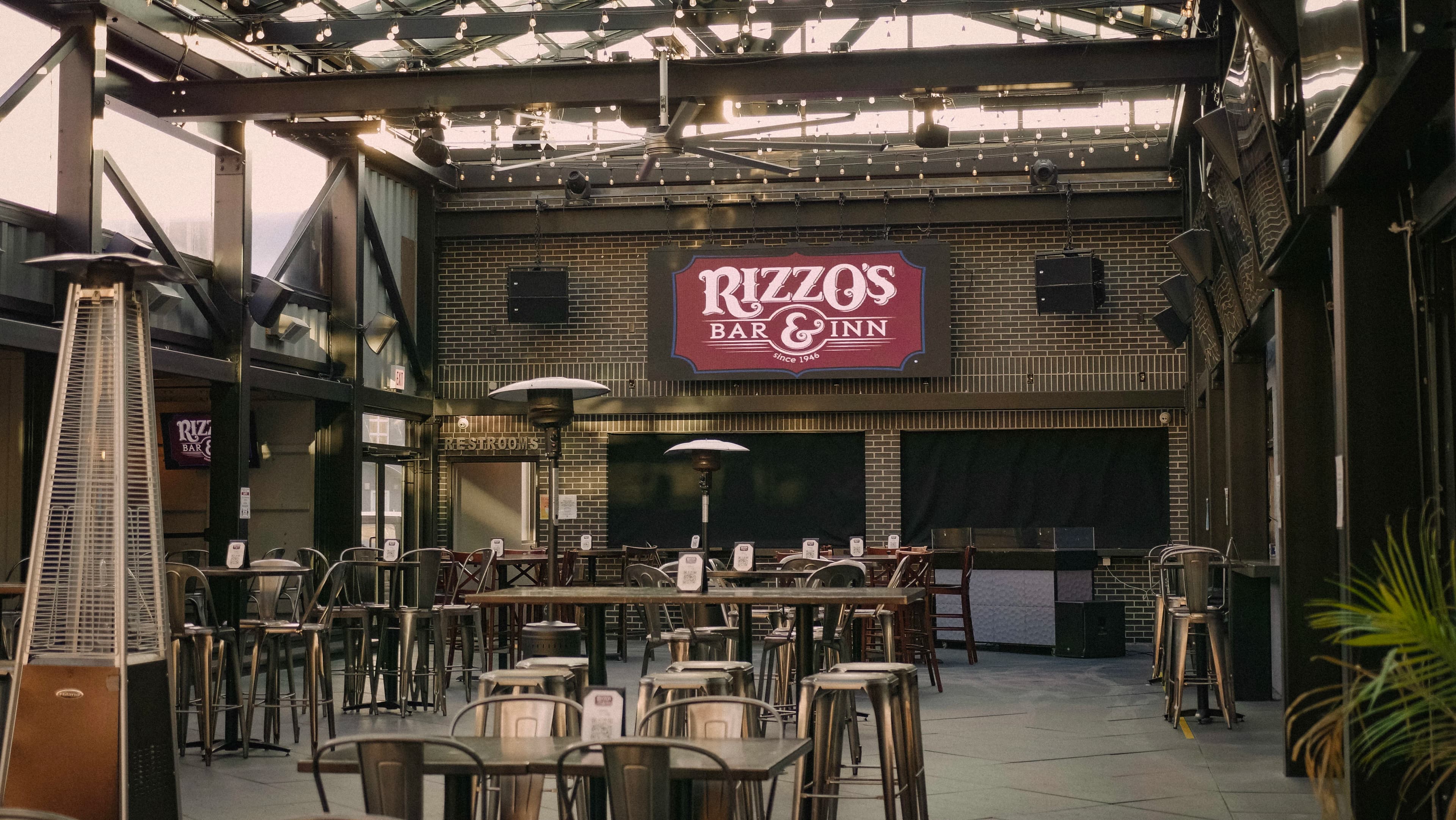 Rizzo's Bar & Inn